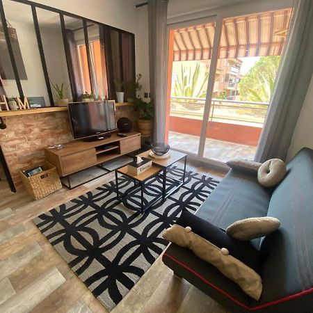 Appartement Vue Mer Avec Place De Parking Privee سانت ماكسيم المظهر الخارجي الصورة